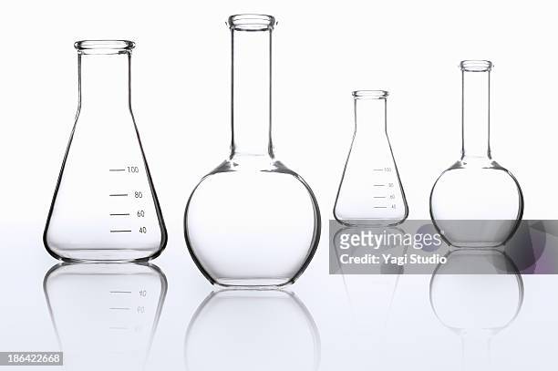 science beakers - boiling flask stock pictures, royalty-free photos & images
