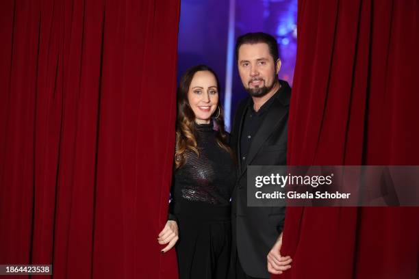 In this image released on December 21, 2023 Jana Mandana Lacey-Krone, Martin Lacey jr. During a family Portrait Shoot on December 11, 2023 at Circus...