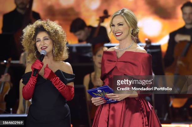 Italian singer Marcella Bella and Italian presenter Federica Panicucci during the Christmas concert in the Vatican XXXI edition, held at the...