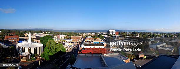 penrith high st panorama - penrith ストックフォトと画像