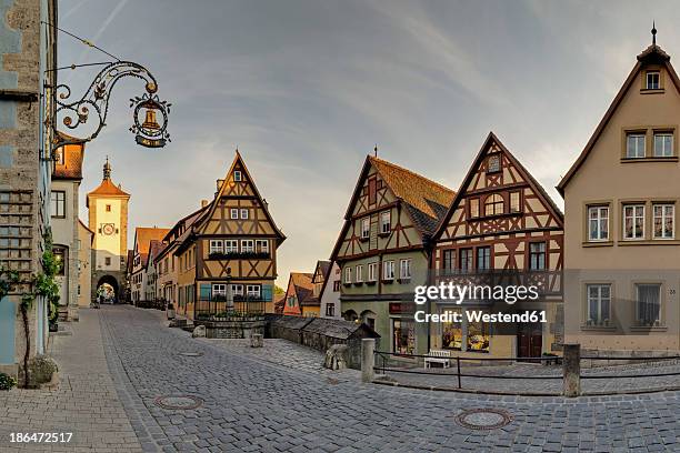 germany, bavaria, rotheburg ob der tauber, view of ploenlein - fachwerk stock-fotos und bilder