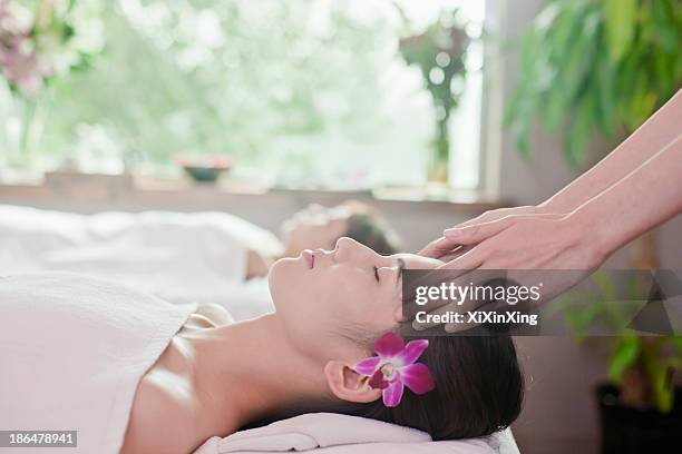 Girl Getting A Message 575 Teenage Girl Getting A Massage Stock Photos, High-Res Pictures, and ...