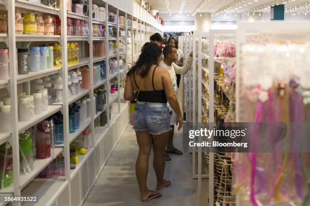 Shops In Rio Rio De Janeiro Shopping Photos and Premium High Res Pictures - Getty Images