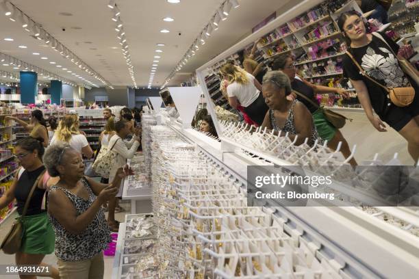 Shops In Rio 627 Rio Shopping Center Stock Photos, High-Res Pictures, and Images ...