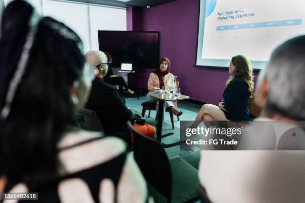 Roundtable Event Interview 611 Roundtable Interview Stock Photos, High-Res Pictures, and Images ...