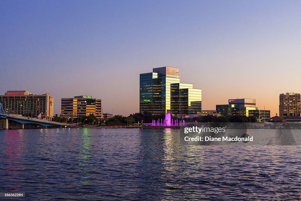 Friendship Fountain and the St, Johns River Park