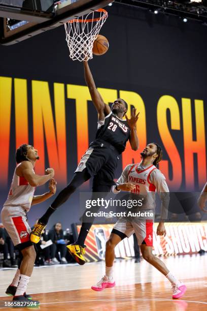 Maurice Harkless of the Rip City Remix drives to the basket during the game against the Rio Grande Valley Vipers during the 2023 G League Winter...