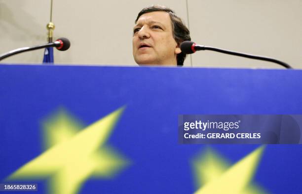 Commission President Jose Manuel Barroso addresses the media at the EU Commission headquarters in Brussels, 19 December 2005. Barroso welcomed the EU...