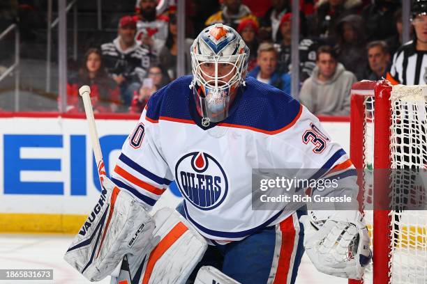 Calvin Pickard of the Edmonton Oilers defends his net in the first period of the game against the New Jersey Devils at the Prudential Center on...