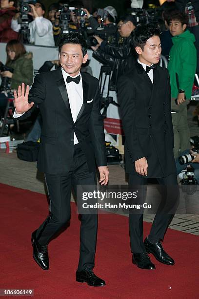 South Korean actors Hwang Jung-Min and Park Jung-Min attend the 50th Daejong Film Awards at KBS Hall on November 1, 2013 in Seoul, South Korea.