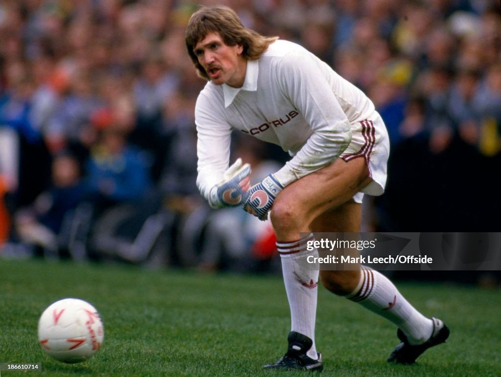Football League Norwich v West Ham 1986