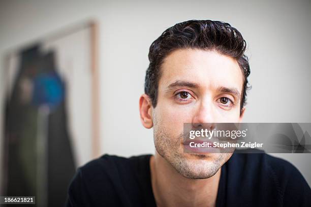 portrait of serious looking young man - män i 30 årsåldern bildbanksfoton och bilder