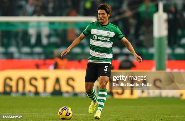 Hidemasa Morita of Sporting CP in action during the Liga Portugal Betclic match between Sporting CP and FC Porto at Estadio Jose Alvalade on December...