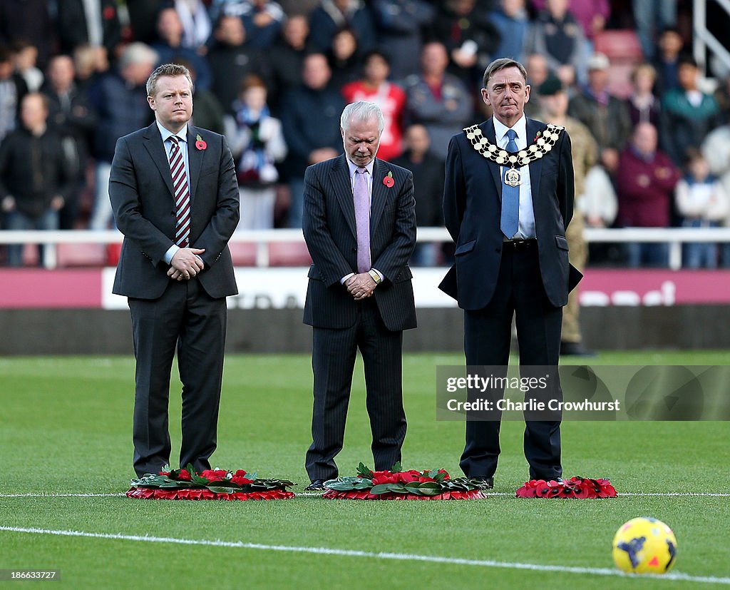 West Ham United v Aston Villa - Barclays Premier League