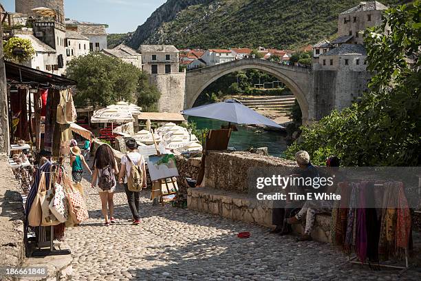 mostar, bosnia herzegovina - bosnie herzégovine photos et images de collection