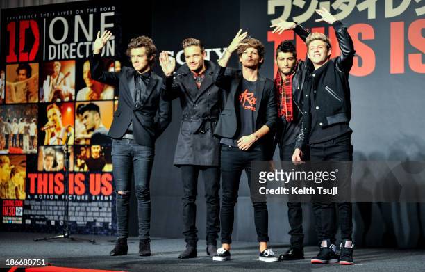 Harry Styles, Liam Payne, Louis Tomlinson, Zayn Malik and Niall Horan of One Direction meet Japanese fans to promote "The 1Derland: THIS IS US" on...