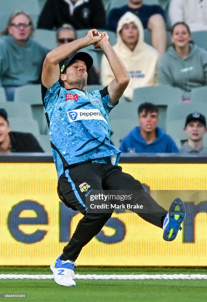 BBL - Adelaide Strikers v Sydney Thunder