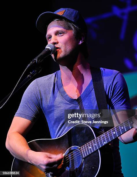 Andrew Ripp Pics 132 Andrew Ripp Photos & High Res Pictures - Getty Images