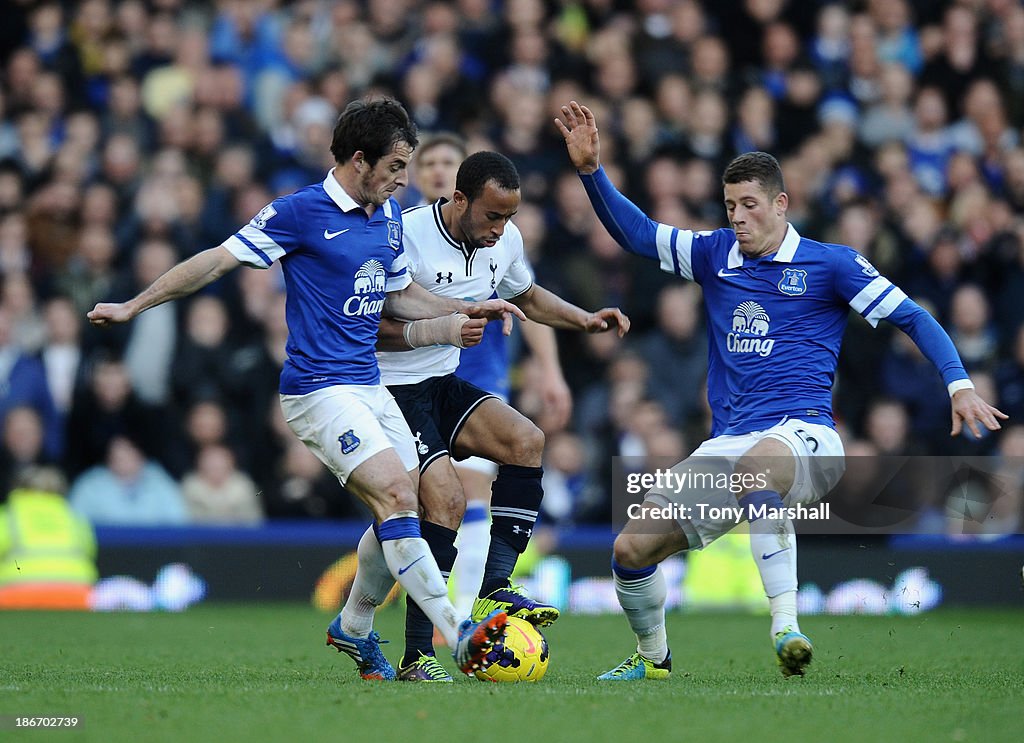 Everton v Tottenham Hotspur - Barclays Premier League