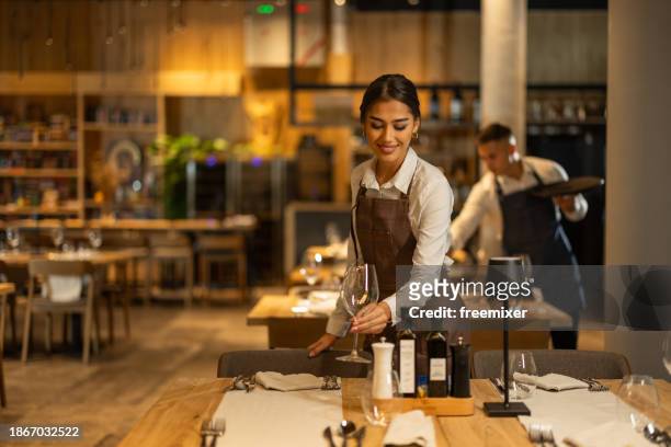 beautiful waitress working - servitris bildbanksfoton och bilder