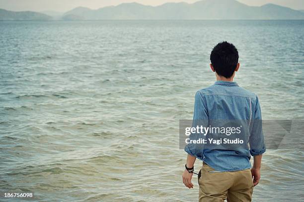 7 979点の男 後ろ姿 日本人のストックフォト Getty Images 7 979点の男 後ろ姿 日本人のストックフォト Getty Images