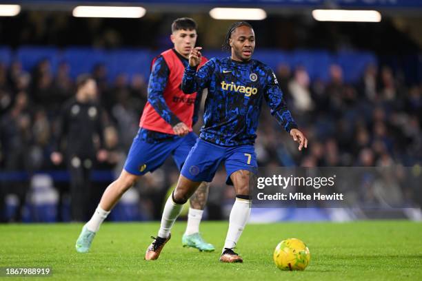 Raheem Sterling of Chelsea warms up prior to the Carabao Cup Quarter Final match between Chelsea and Newcastle United at Stamford Bridge on December...