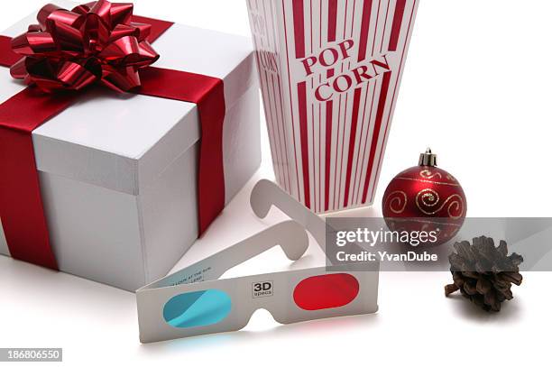 christmas 3-d movie - christmas movie stock pictures, royalty-free photos & images