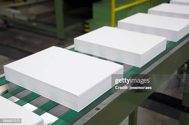 papierfabrik - paper industry stock-fotos und bilder