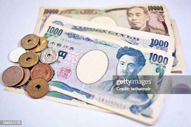 Yen Banknotes Set Japanese Yen Note Photos and Premium High Res Pictures - Getty Images