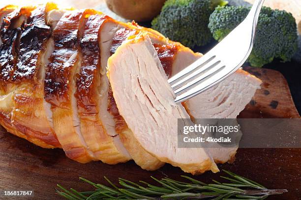 roasted turkey - kalkonbröst bildbanksfoton och bilder