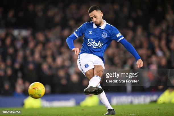 Dwight McNeil of Everton scores their sides second penalty during the Carabao Cup Quarter Final match between Everton and Fulham at Goodison Park on...