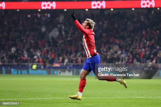 Antoine Griezmann of Atletico Madrid celebrates scoring their team's third goal from the penalty spot during the LaLiga EA Sports match between...
