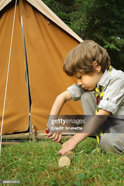 little scout boy - boy scout camp stockfoto's en -beelden