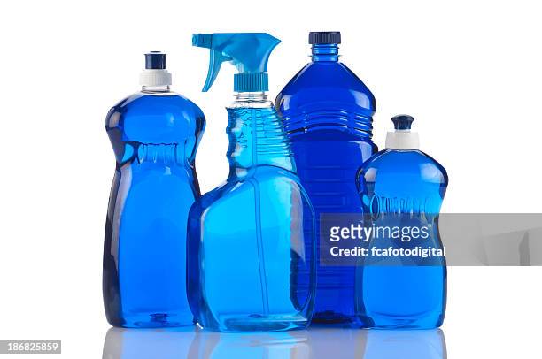 bottles of blue cleaning products - cleaning product 個照片及圖片檔