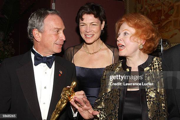 New York City Mayor Michael Bloomberg, his girlfriend Diana Taylor and actress Arlene Dahl arrive at the official Academy of Motion Picture Arts &...