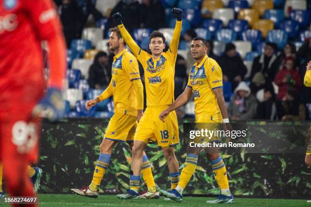 Matias Soulé of Frosinone Calcio celebrates after scoring a goal to make it 0-4 during the Coppa Italia Frecciarossa match between SSC Napoli and...