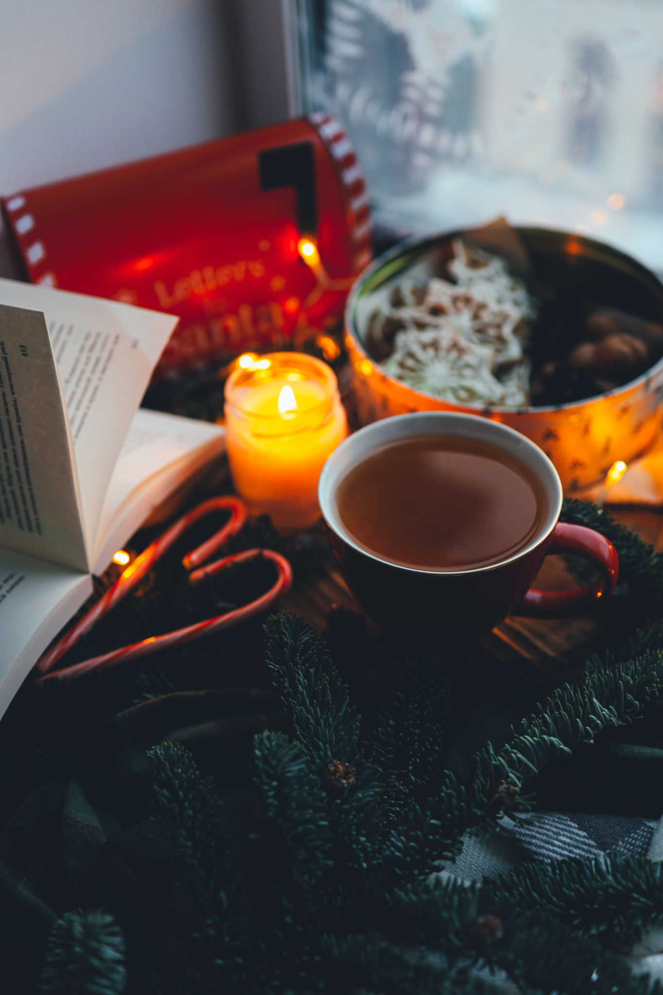 A cup of tea with smoke in a Christmas atmosphere, mood A cup of tea with smoke in a Christmas atmosphere, mood