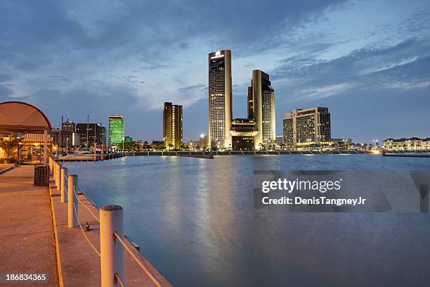 corpus christi skyline - corpus christi stock-fotos und bilder