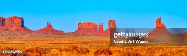 magnifique paysage de monument valley - panoramique photos et images de collection