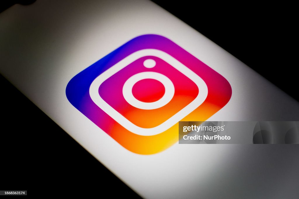 Logo Photo Illustration