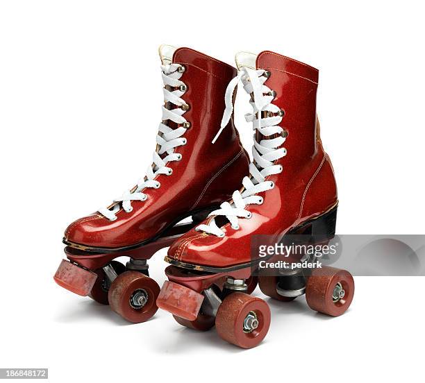 discoteca patines de ruedas - zapatos rojos fotografías e imágenes de stock