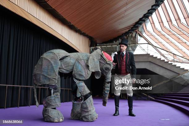Puppet Ringmaster 58 Circus Peanuts Stock Photos, High-Res Pictures, and Images - Getty ...