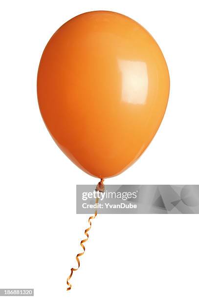 orange ballon de fête isolé sur blanc - birthday balloons photos et images de collection