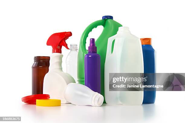 recyclables de plástico - garrafa de leite imagens e fotografias de stock