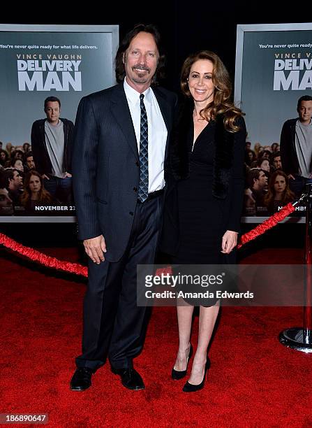 Executive producer Scott Mednick arrives at the Los Angeles premiere of "Delivery Man" at the El Capitan Theatre on November 3, 2013 in Hollywood,...