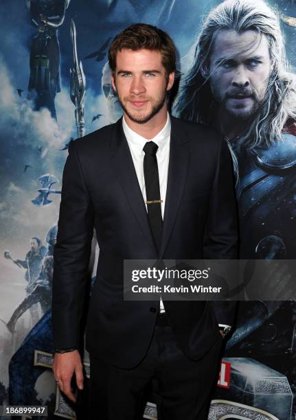 Actor Liam Hemsworth arrives at the premiere of Marvel's "Thor: The Dark World" at the El Capitan Theatre on November 4, 2013 in Hollywood,...