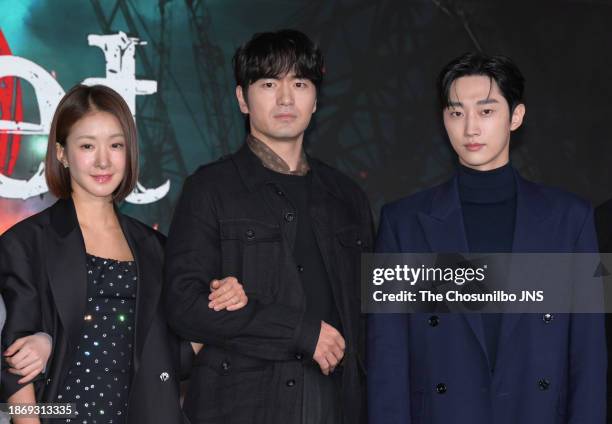 Actor Lee Si-young, Lee Jin-uk and Jung Jin-young attend the press conference for Netflix series 'Sweet Home' at SFactory in Seongdong-Gu on November...
