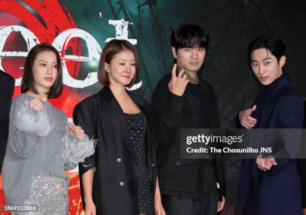 Actor Go Min-si, Lee Si-young and Lee Jin-uk, Jung Jin-young attend the press conference for Netflix series 'Sweet Home' at SFactory in Seongdong-Gu...