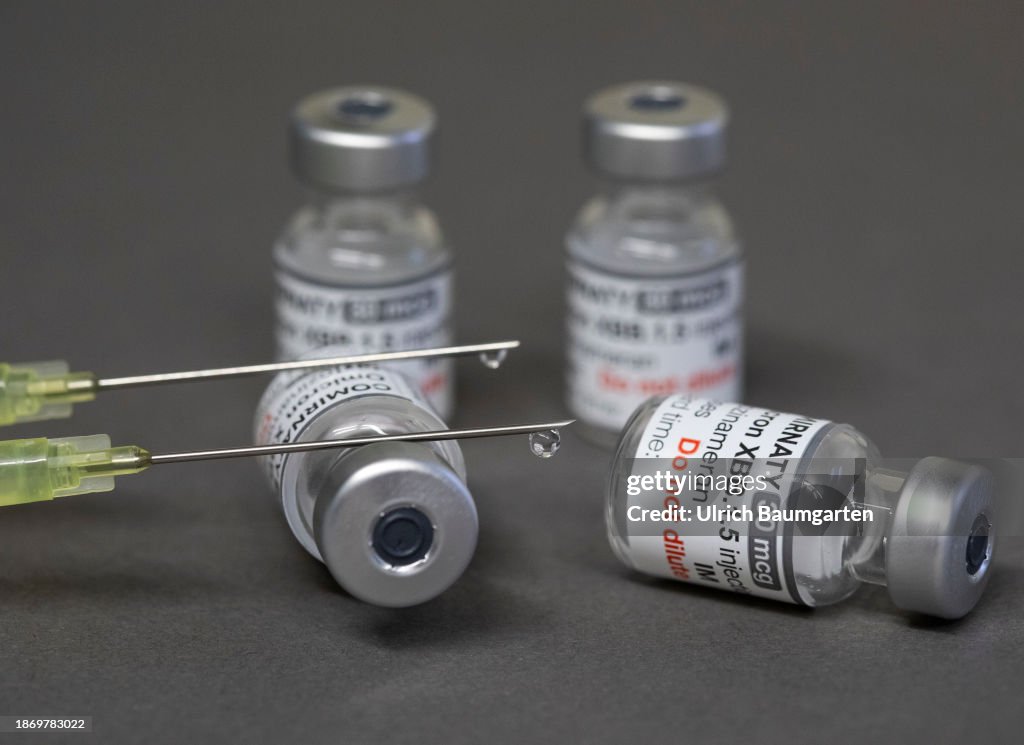 Omicron XBB.1.5 Vaccine And Syringes
