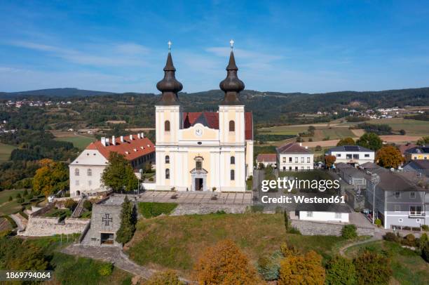 austria, lower austria, maria taferl, facade of rural basilica - maria taferl stock pictures, royalty-free photos & images